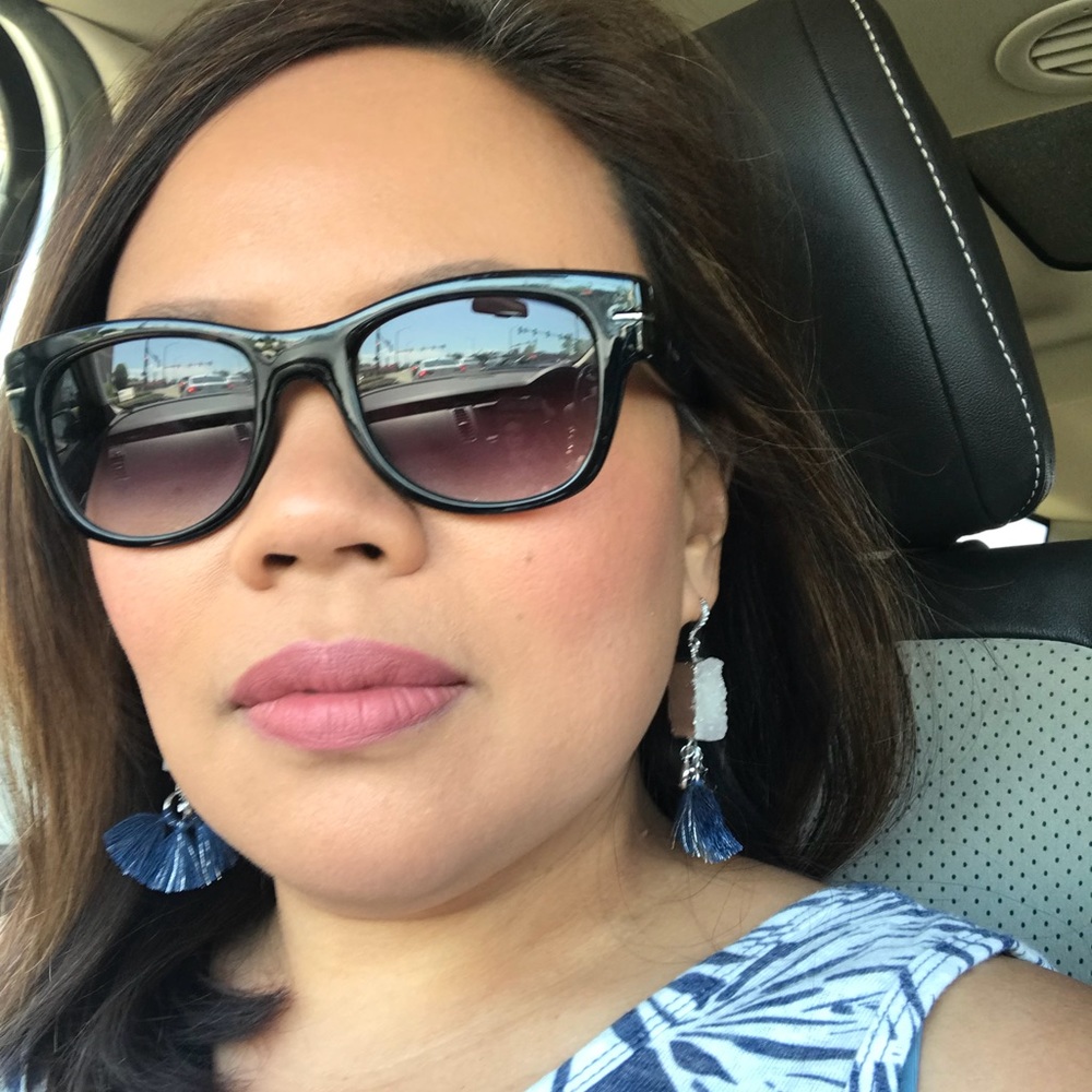 Meet your Posher, Jennifer